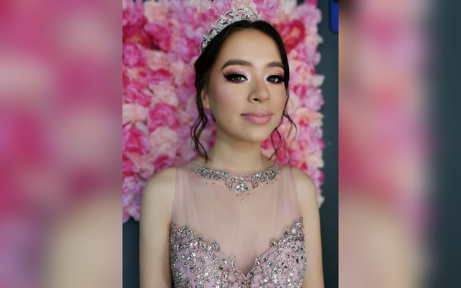 13_social_makeup_1600x1000_blur